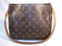 LOUIS VUITTON モノグラム ショルダーバック　110
