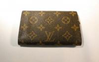 LOUIS VUITTON モノグラム 二つ折り財布　024
