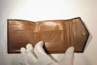 LOUIS VUITTON モノグラム 二つ折り財布　011