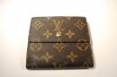 LOUIS VUITTON モノグラム 二つ折り財布　004