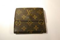 LOUIS VUITTON モノグラム 二つ折り財布　032